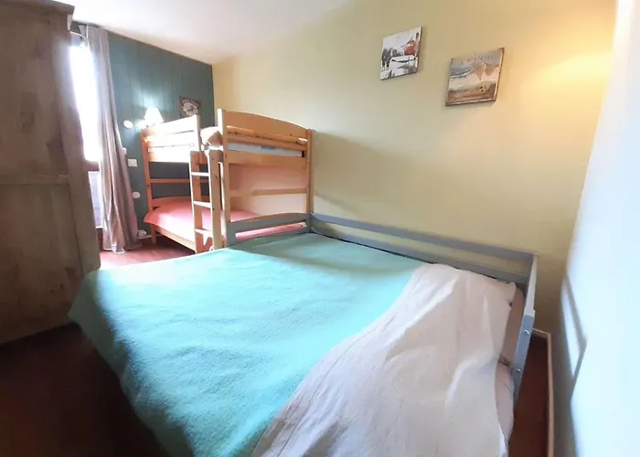 Lejlighed Duplex T3, 6 Pers, 1700m D'altitude, Pla D'adet, Sud, Parking, Classe 2 Etoiles, Non-fumeur - Fr-1-457-309